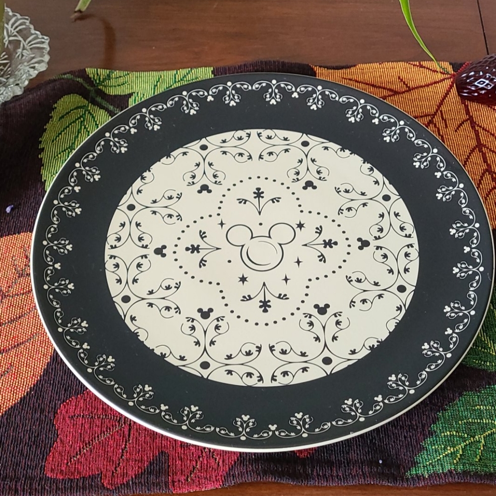 Mickey Mouse 11" platter vintage look